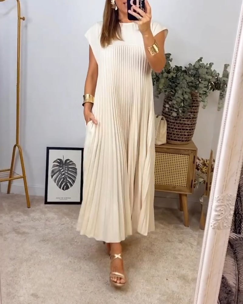 Sparkling Elegance | Sleeveless Pleated Dress
