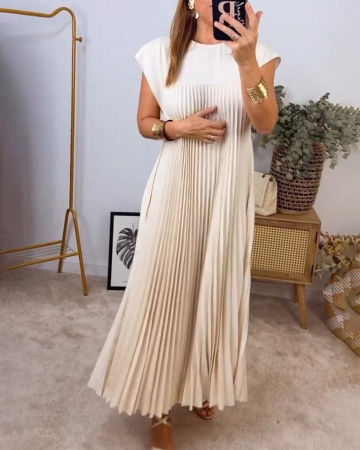 Sparkling Elegance | Sleeveless Pleated Dress