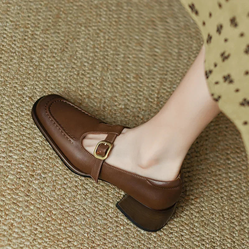 Patricia | Orthopaedic Shoes with T-Strap