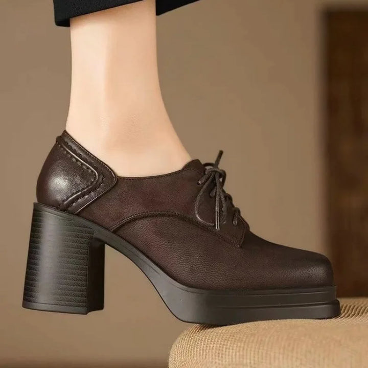 Dagmar | Classic Orthopaedic Court Shoes