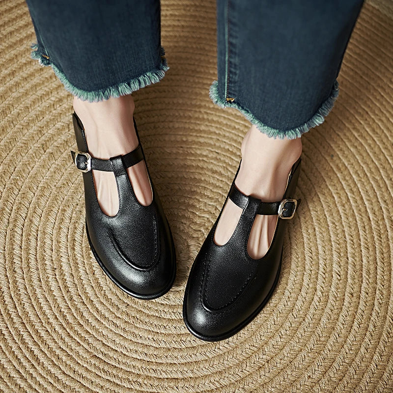 SELVANA™ | Low Heeled Pumps