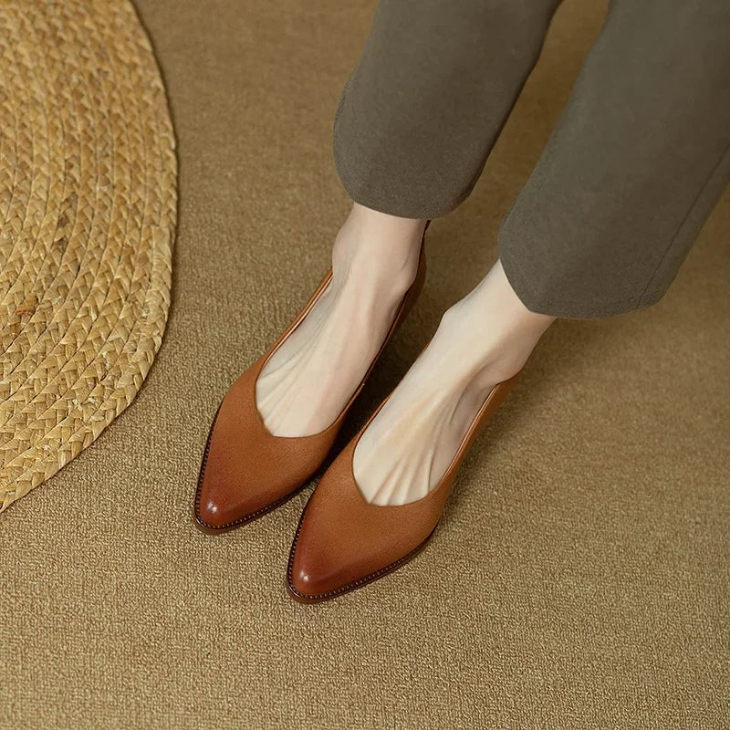 Cecilia | Classic Orthopaedic Court Shoes