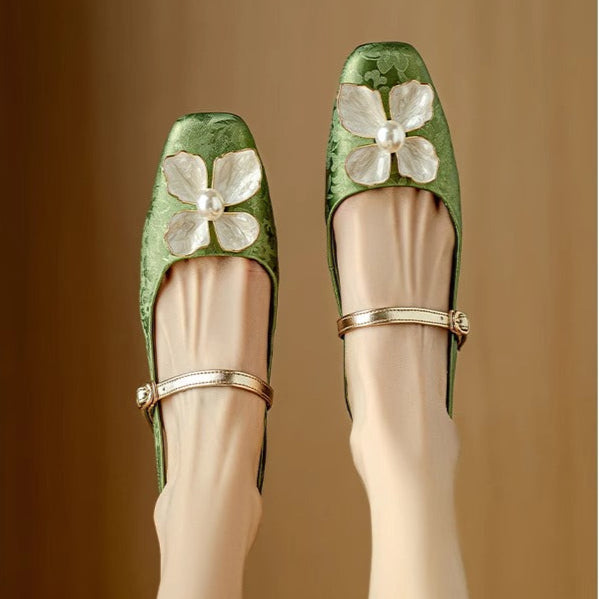 ELOISE™ | Elegant Pumps