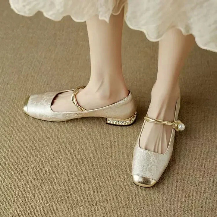 Inés | Closed-Back Orthopaedic Shoes