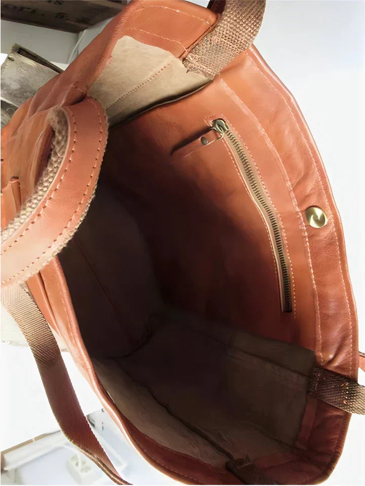 PAMELA™ | Classic Leather Tote